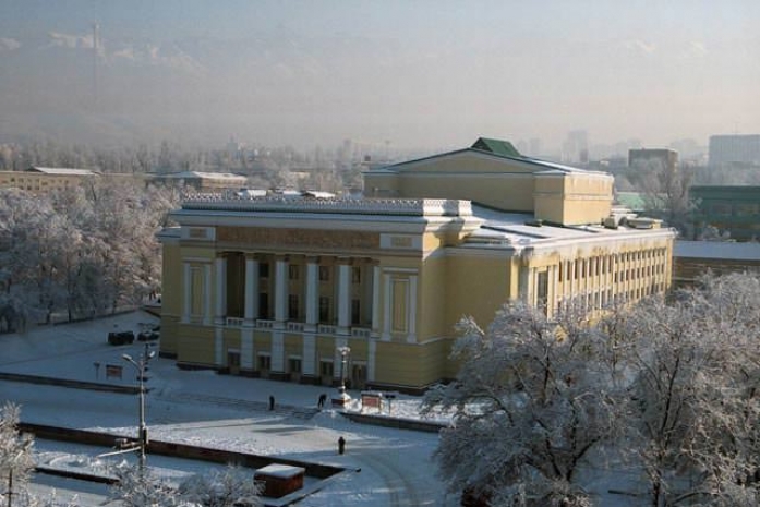Театр оперы и балета имени Абая переходит на электронные билеты