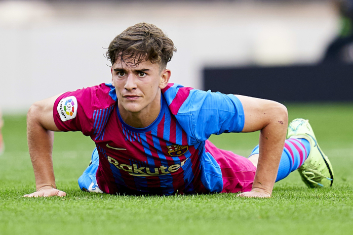 Гави заявил о желании остаться в «Барселоне»