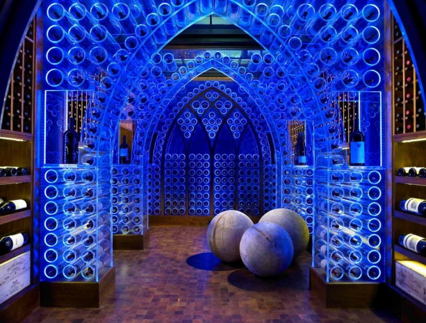 Экстравагантный стиль в интерьере