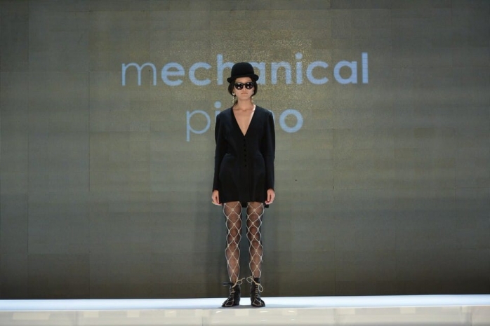 MB FW Almaty: показ Mechanical PianoЭксклюзив