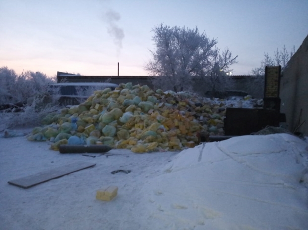 28 кубометров медицинских отходов обнаружили в промзоне Павлодара