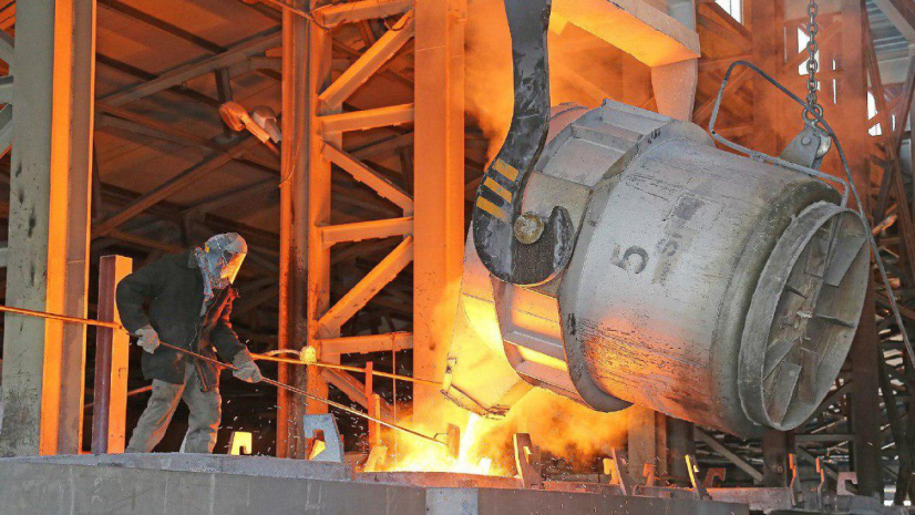 Президент подписал указ о награждении работников металлургии