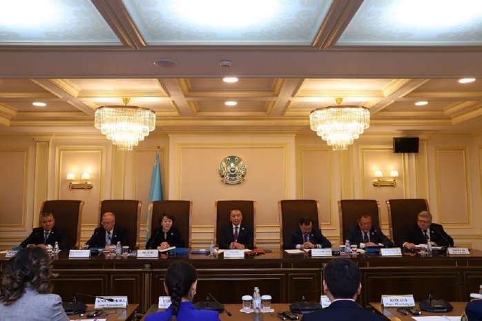 Конституционный совет принял решение по обращению Токаева