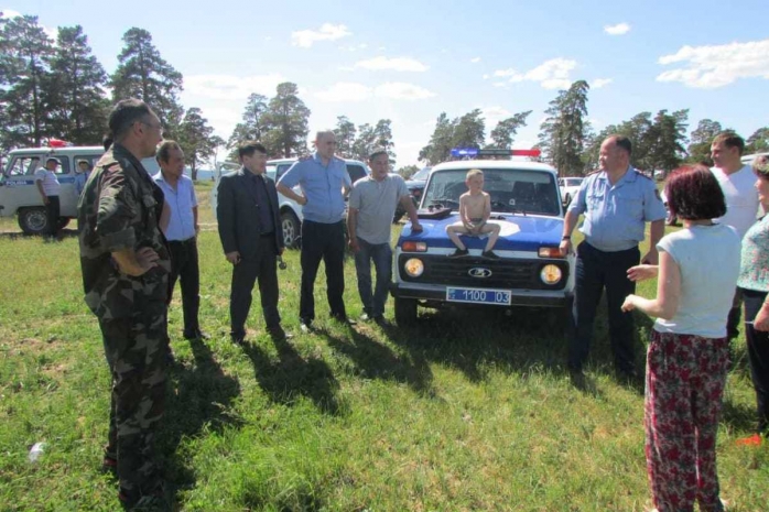 Заблудившегося в лесу четырехлетнего мальчика нашли акмолинские полицейские