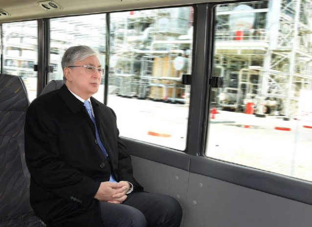 Десятки павлодарцев могут найти свое фото в личном Twitter президента РК