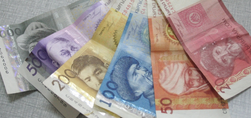 В Кыргызстане испанские туристы стали свидетелями вымогательства денег