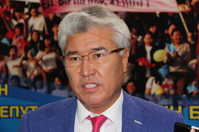 Мухамедиулы может рассказать много правды в Facebook