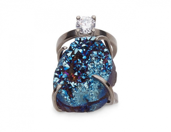 Невероятные кольца из осенней коллекции Fendi