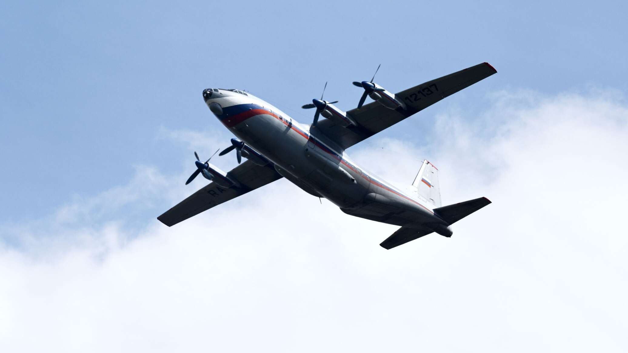 Инцидент с самолетом АН-12 произошел в Казахстане
