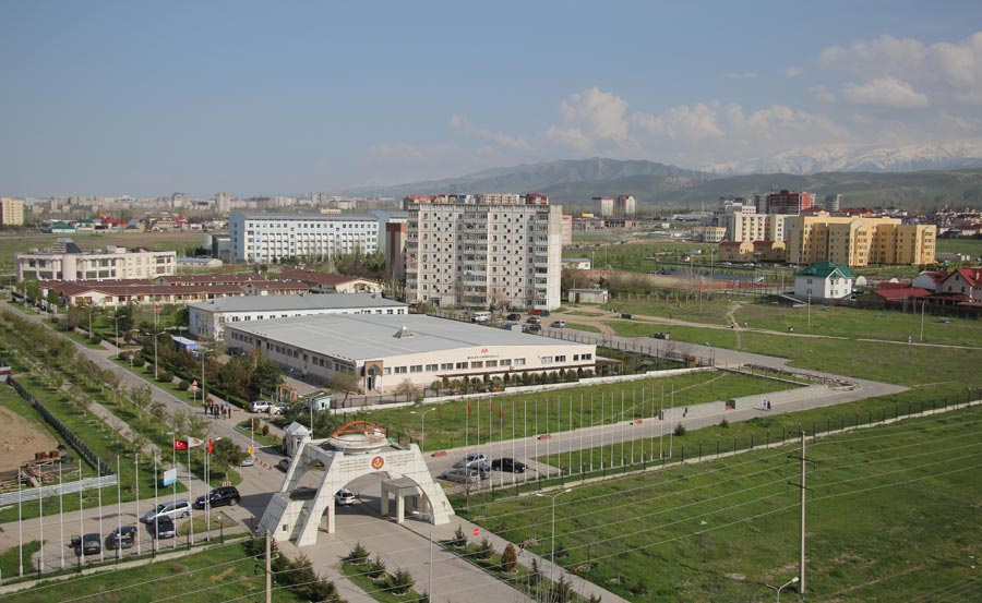 Мэр Айбек Джунушалиев: Вопрос по университету "Манас" пора закрыть. Дорогу откроем