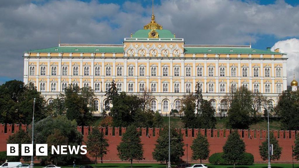 Россия выдворила британского дипломата из-за обвинений в шпионаже