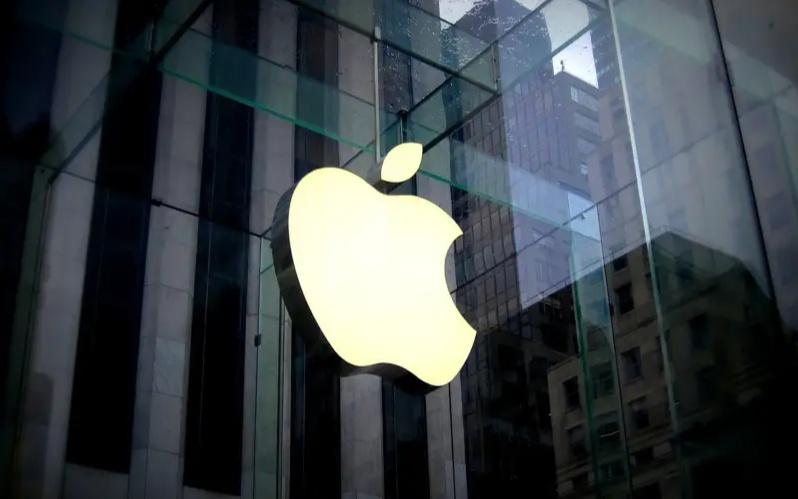 Apple подала в суд на OpenAI из-за кражи коммерческой тайны