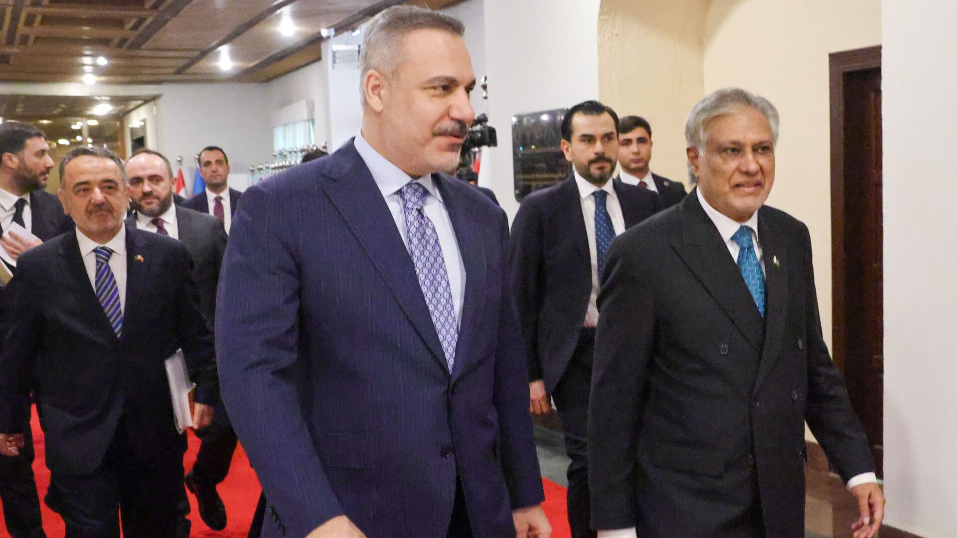 Пакистан проводит переговоры с дипломатами Саудовской Аравии, Турции и Египта по конфликту в Иране