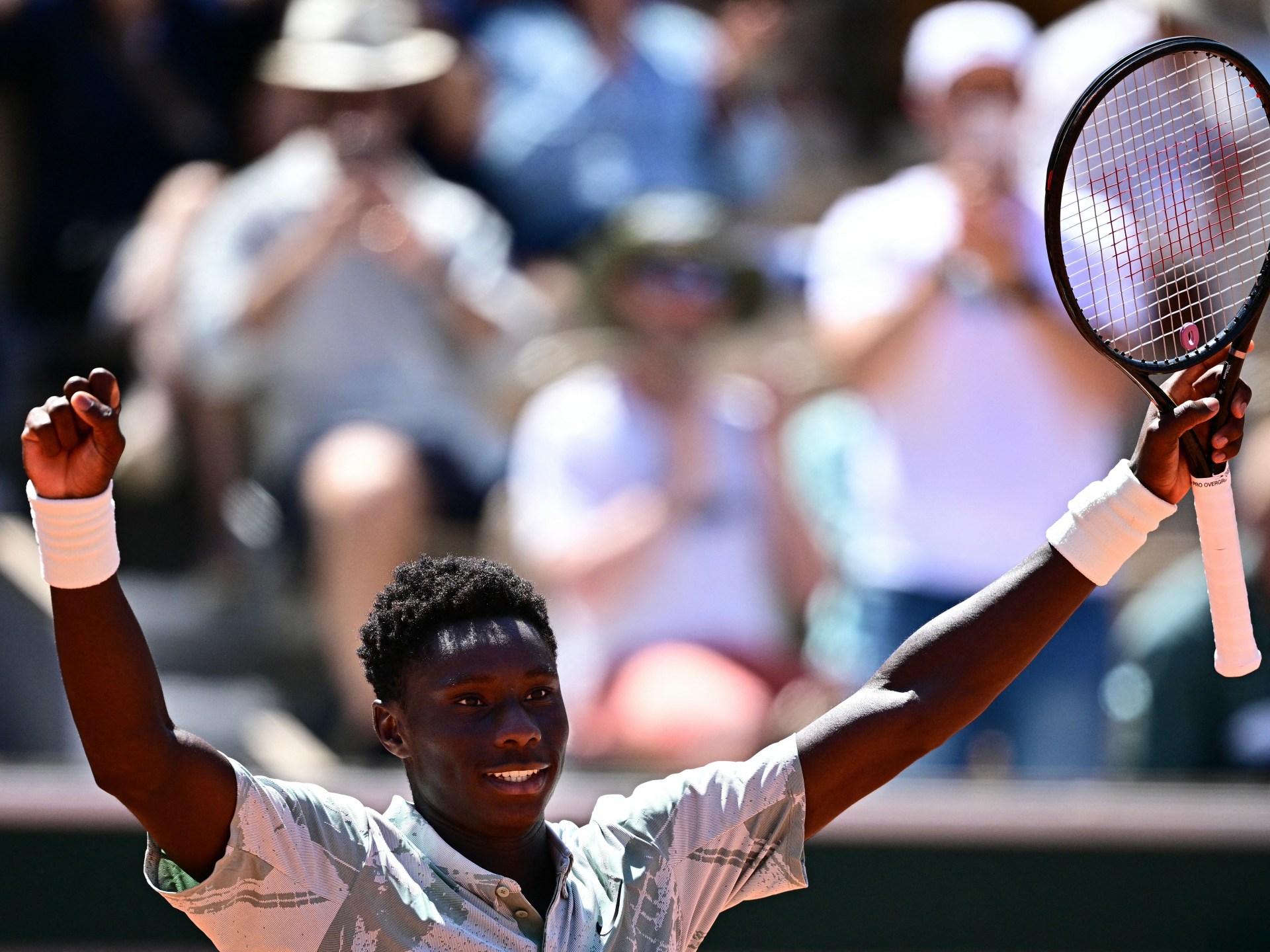 17 жастағы француз Муаз Куаме 1991 жылдан бері Roland Garros-тағы матчтың ең жас жеңімпазы атанды