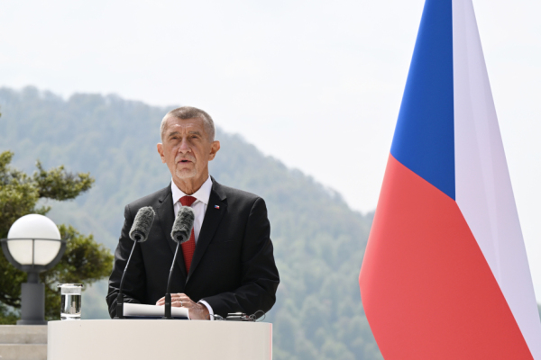Премьер Чехии: Намерены закупать газ у Азербайджана