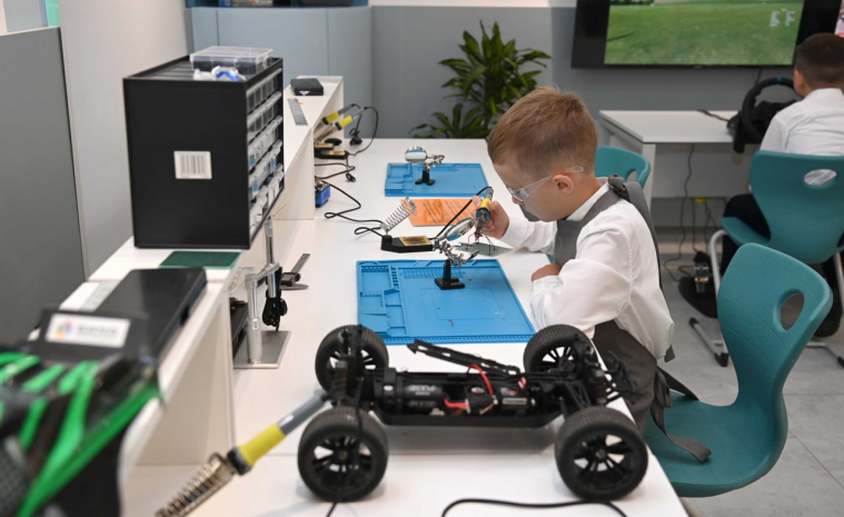 Новые проекты для одаренных детей запустят в текущем году