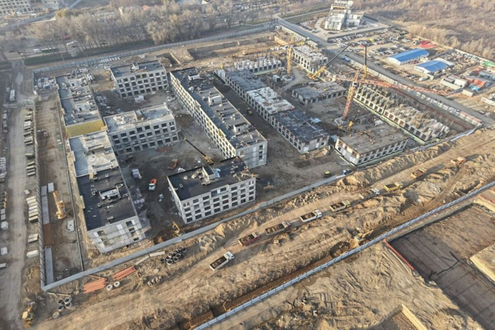 Стройку BI Group остановили из-за нарушений в Алматы