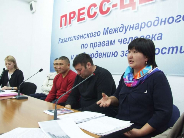 Жители Бакалы обвиняют полицейских в пытках и вымогательстве