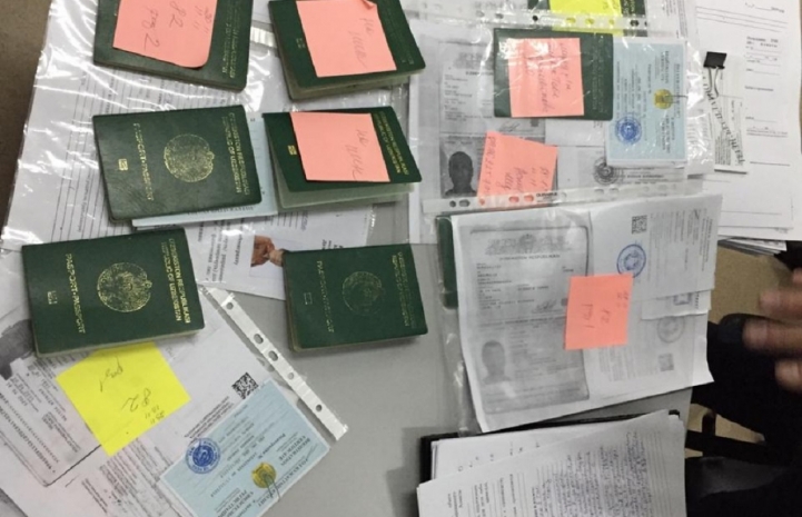 Казахстан на пять лет закрыл въезд 6 тысячам иностранцев