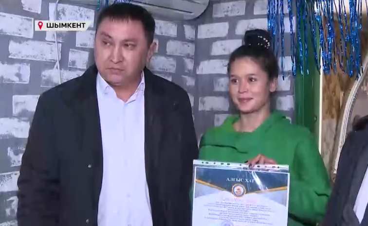 За спасение детей из пожара женщине пообещали квартиру в Шымкенте