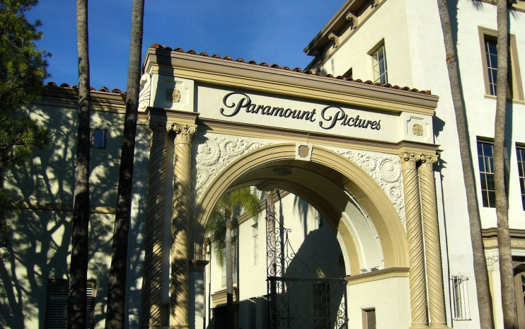Paramount предложила новую сделку по покупке Warner Bros.