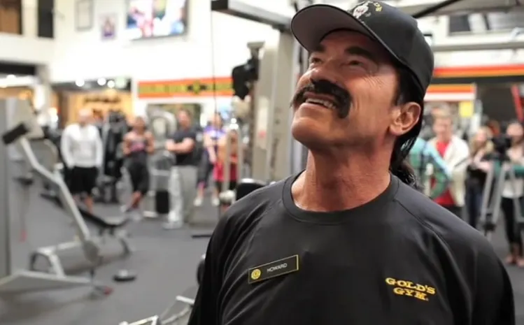 Шварценеггер разыграл посетителей спортзала. Видео