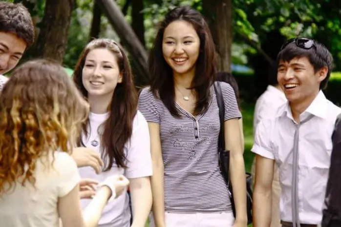 В центре Алматы построят город для подростковЭксклюзив