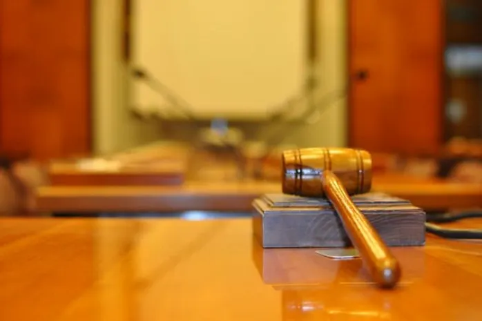 Бизнесмены отсудили право на рекламную деятельность в Костанае