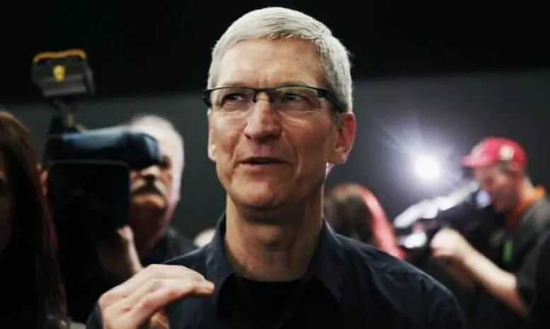 Свидание с главой Apple продано с аукциона на $610 тыс.