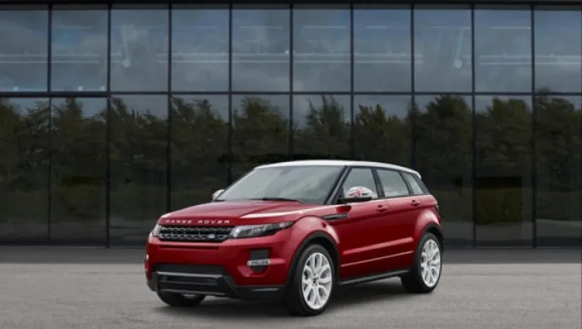 Range Rover Evoque оснастят первым лазерным проекционным дисплеем