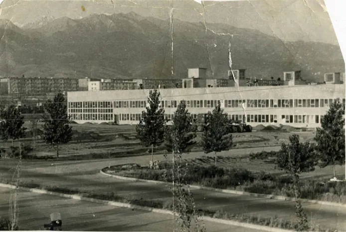 Кто снёс АХБК?