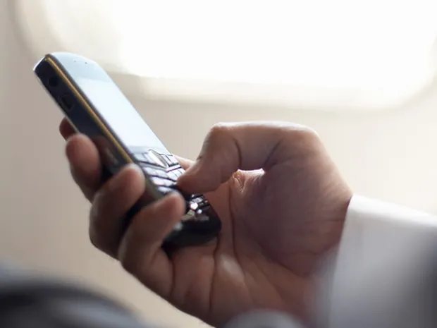 Казахстанцев запугивают SMS-сообщениями о вирусе Эбола