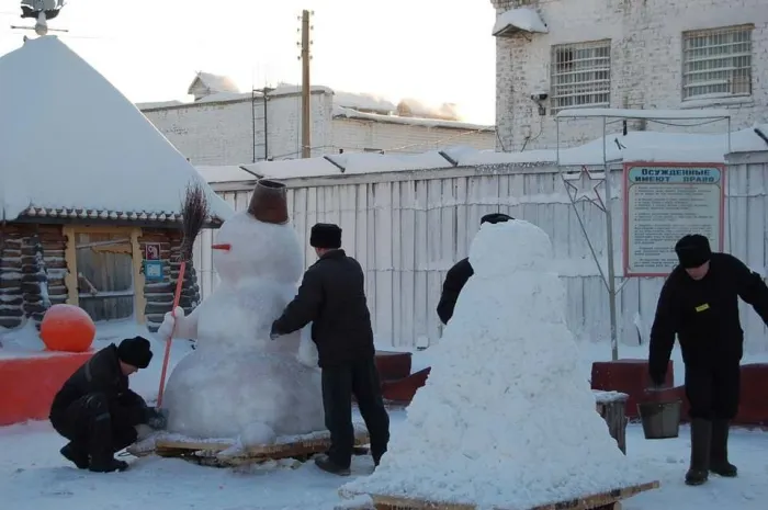 Костанайским заключенным сулят УДО за победу в конкурсе снежных фигур