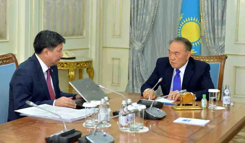 Назарбаев провел первую встречу после болезни
