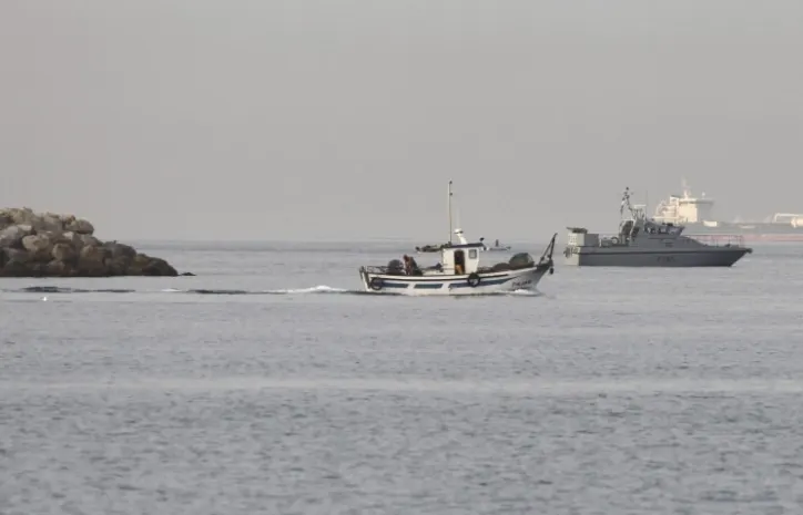Военный корабль Испании вторгся в территориальные воды Гибралтара