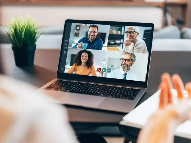 Годовой доход за три месяца заработала Zoom