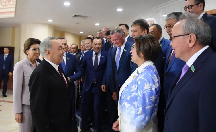 Про нас с Айтимовой ходили разные разговоры – Елбасы