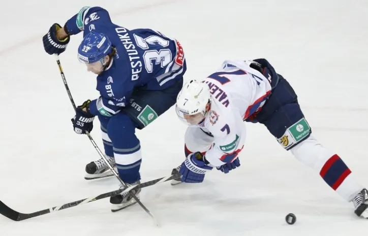 «Динамо» обыграли «Торпедо» в регулярном матче КХЛ