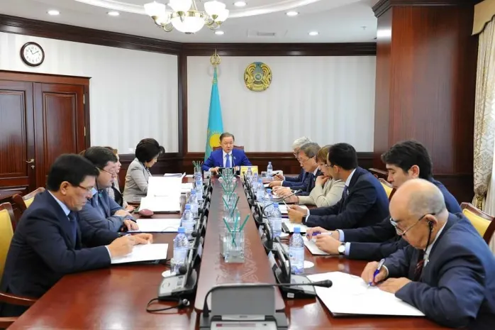 В мажилисе создан совет по депутатской этике