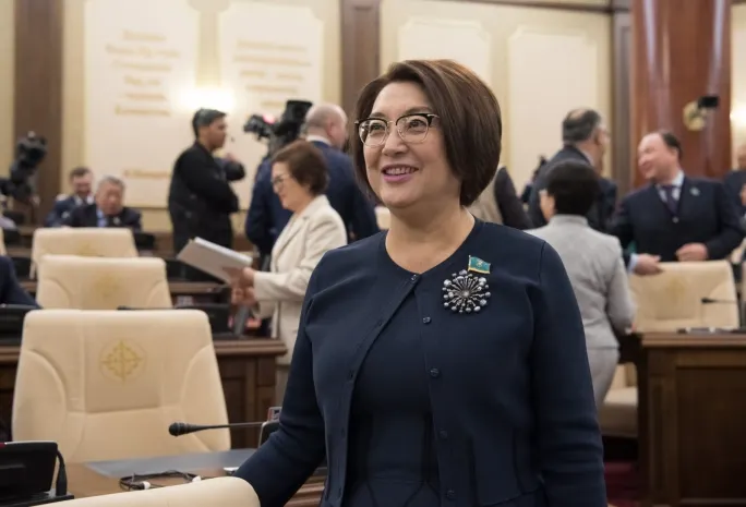 Бырганым Айтимова – каждый десятый должник не платит алименты