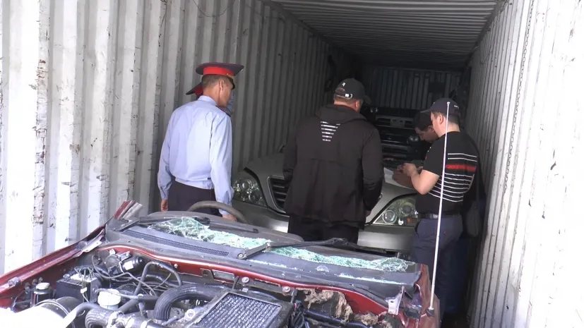 Рейд на авторынках Алматы: в УВД доставлено 97 человек