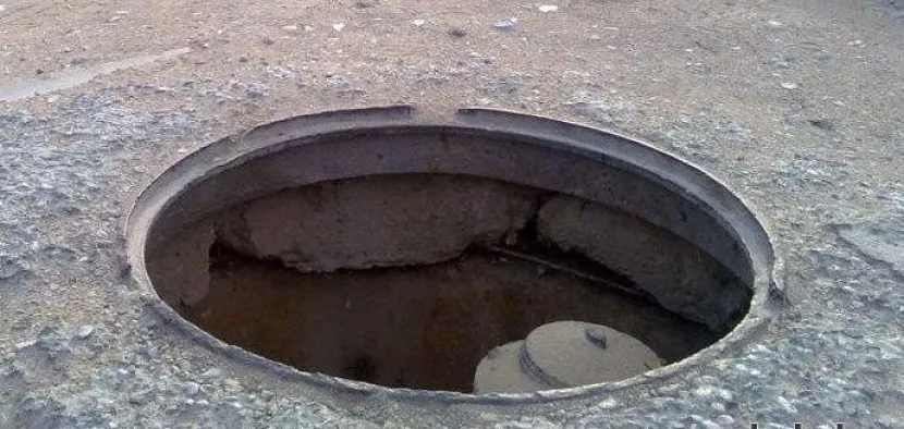 Алматинский водитель выиграл суд по аварии из-за крышки люка