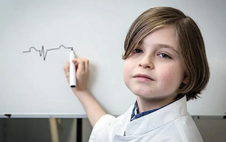 Девятилетний вундеркинд получит диплом университета в Нидерландах