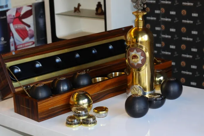 Неизвестные украли самую дорогую в мире бутылку водки