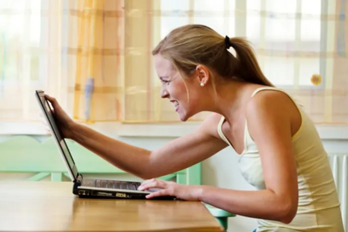 Microsoft попросила удалить глючное обновление Windows