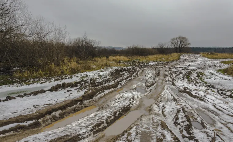 Деньги на ремонт дороги собирают жители области Абай