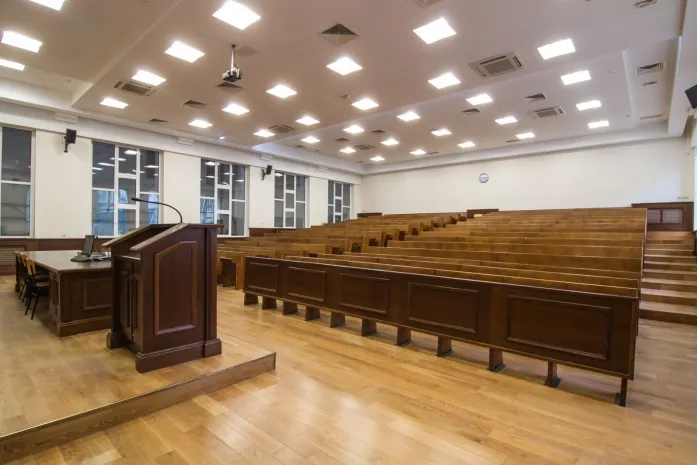 Лишен лицензии Университет дружбы народов в Шымкенте