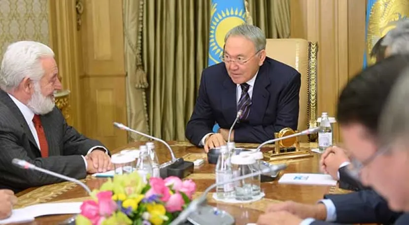 Назарбаев встретился с Висенте ЛоссерталесомЭксклюзив