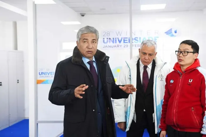 Тасмагамбетов сверил «часы» перед стартом Универсиады