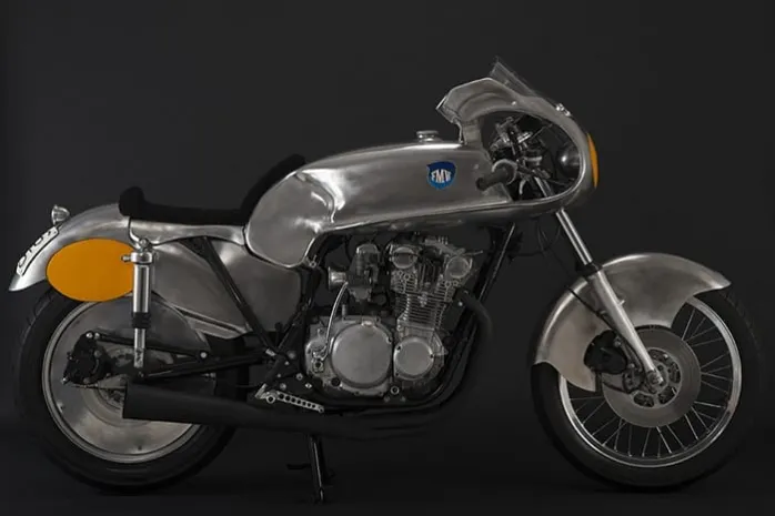 «Железный Феликс»: Оригинальный кастом FMW Efesto